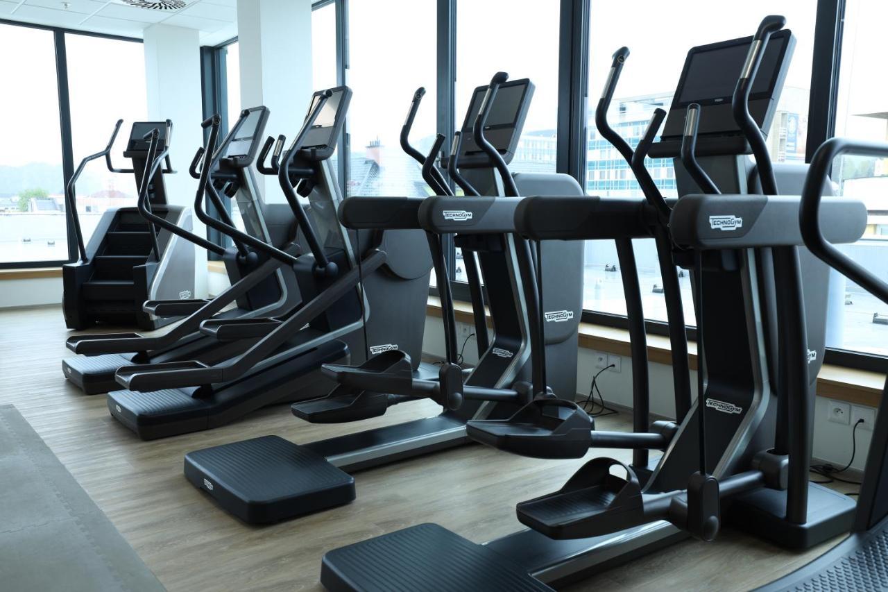 Hotel Smetanova Vsetin Ngoại thất bức ảnh
