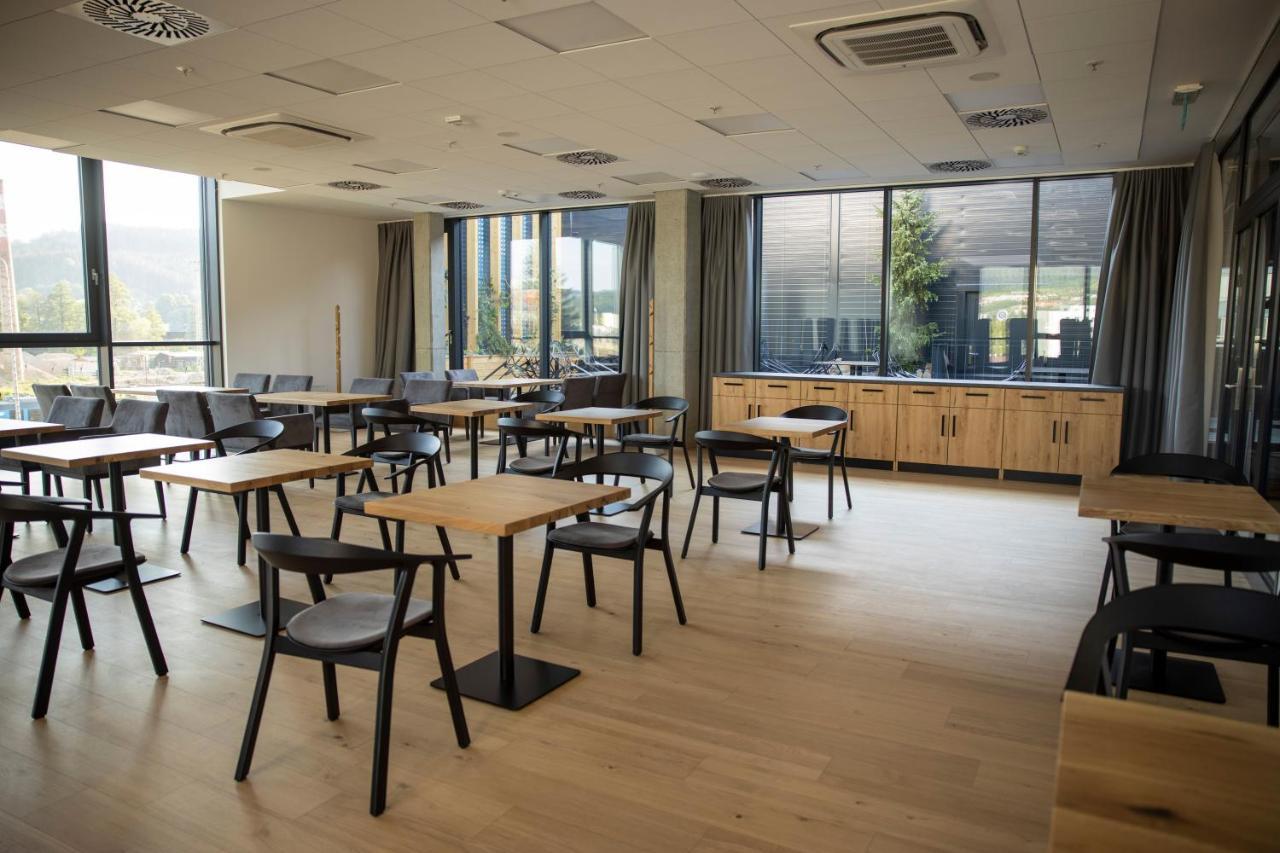 Hotel Smetanova Vsetin Ngoại thất bức ảnh